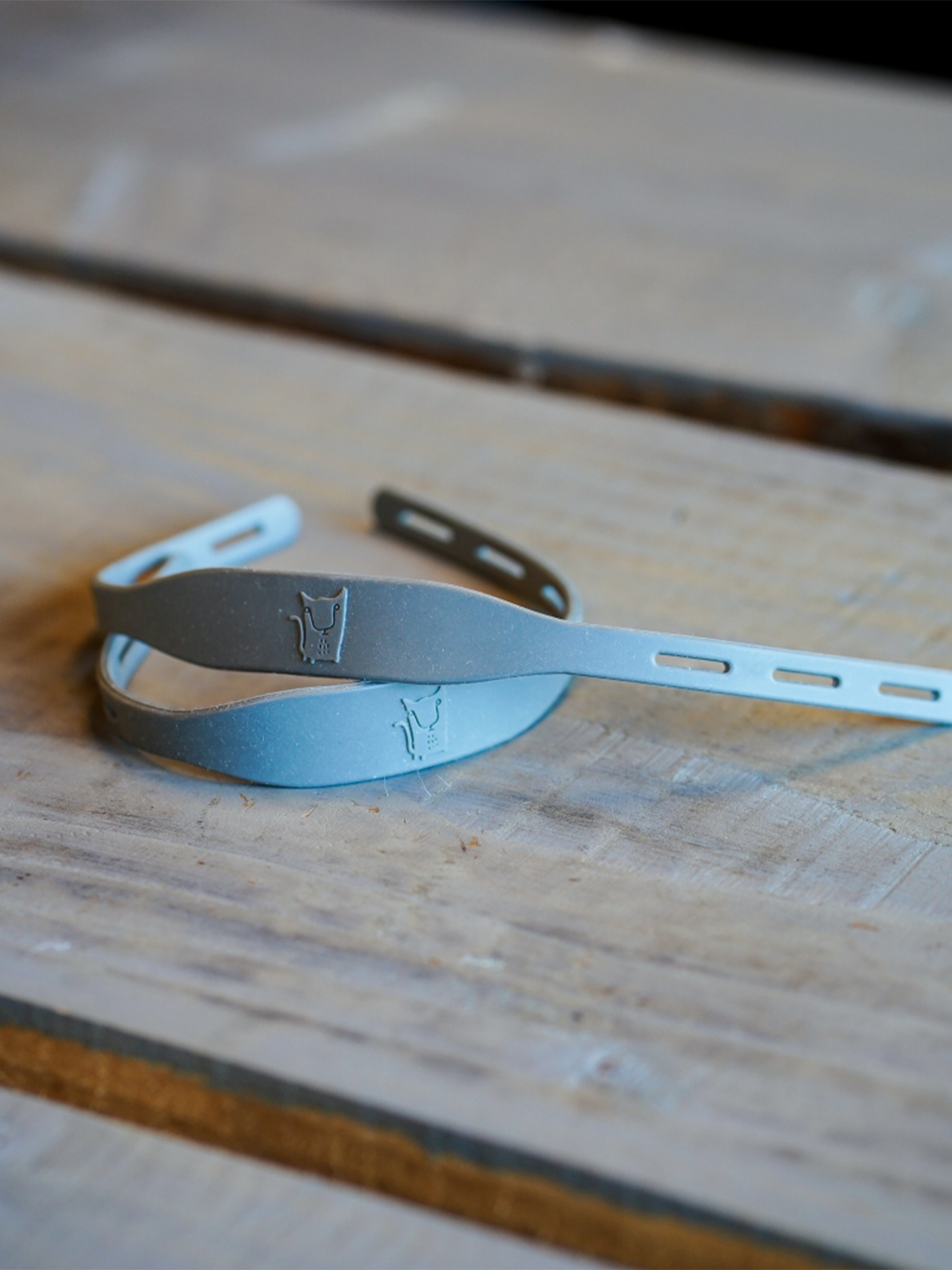 Kattnakken Fotstrikk Grå