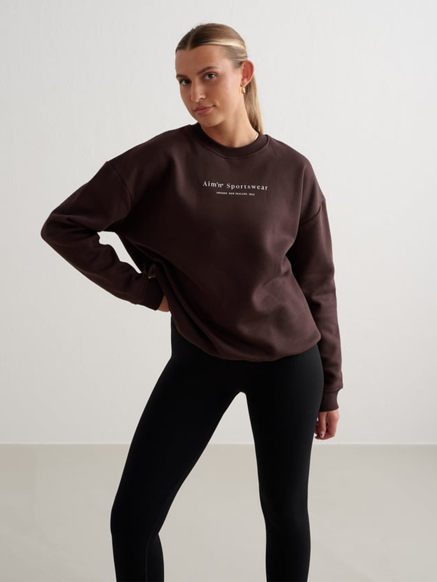 Aim'n Serif Sweatshirt Cacao