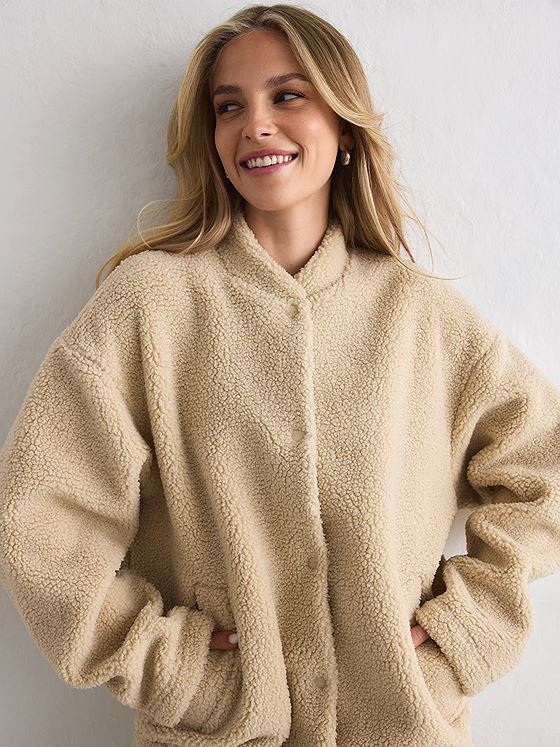 Aim'n Pile Coach Jacket Café Au Lait