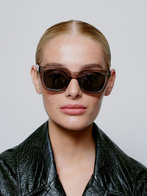 A. KJÆRBEDE Nancy Grey Transparent