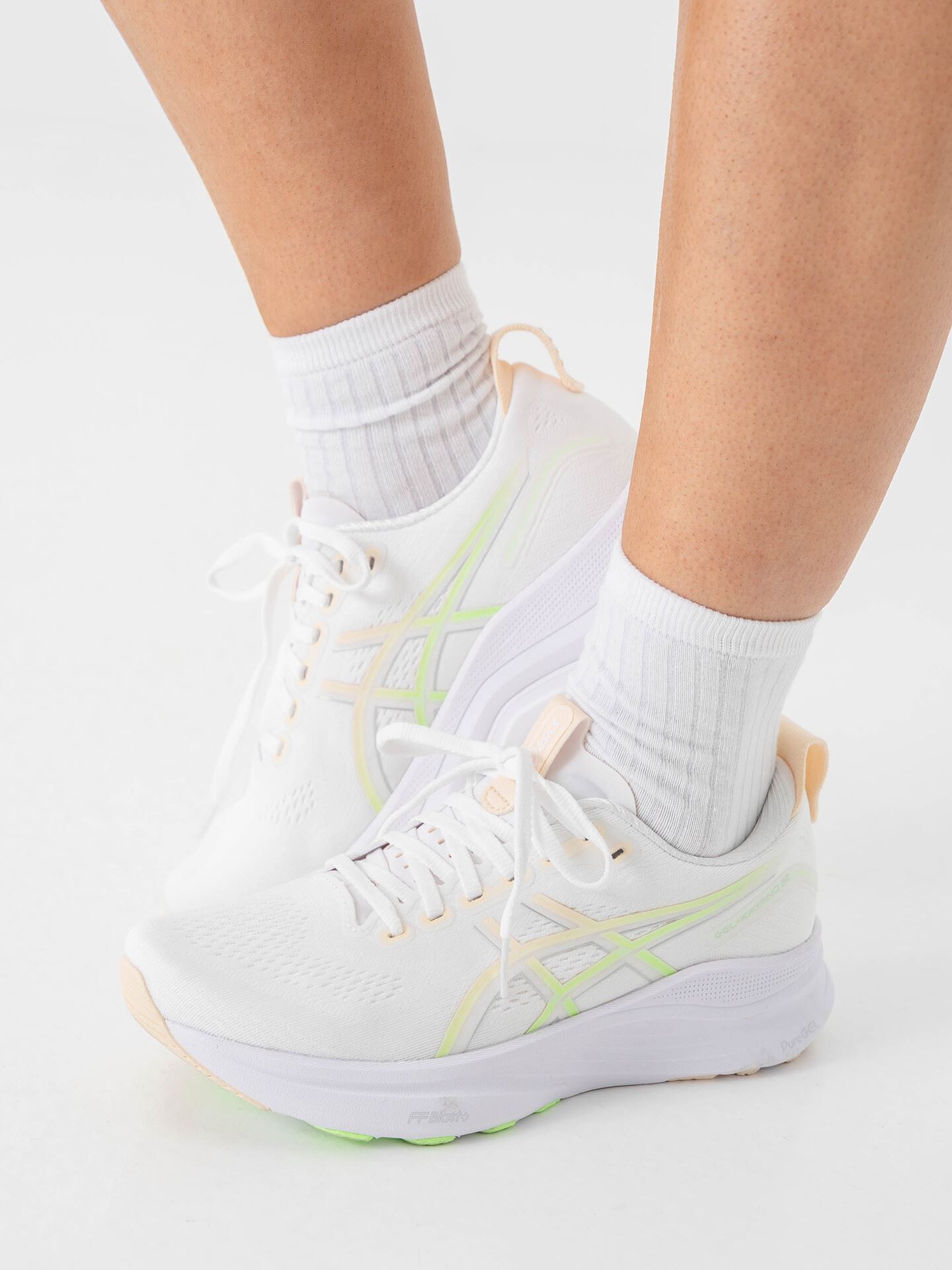 ASICS Gel-Kayano 32 White/ Seashell