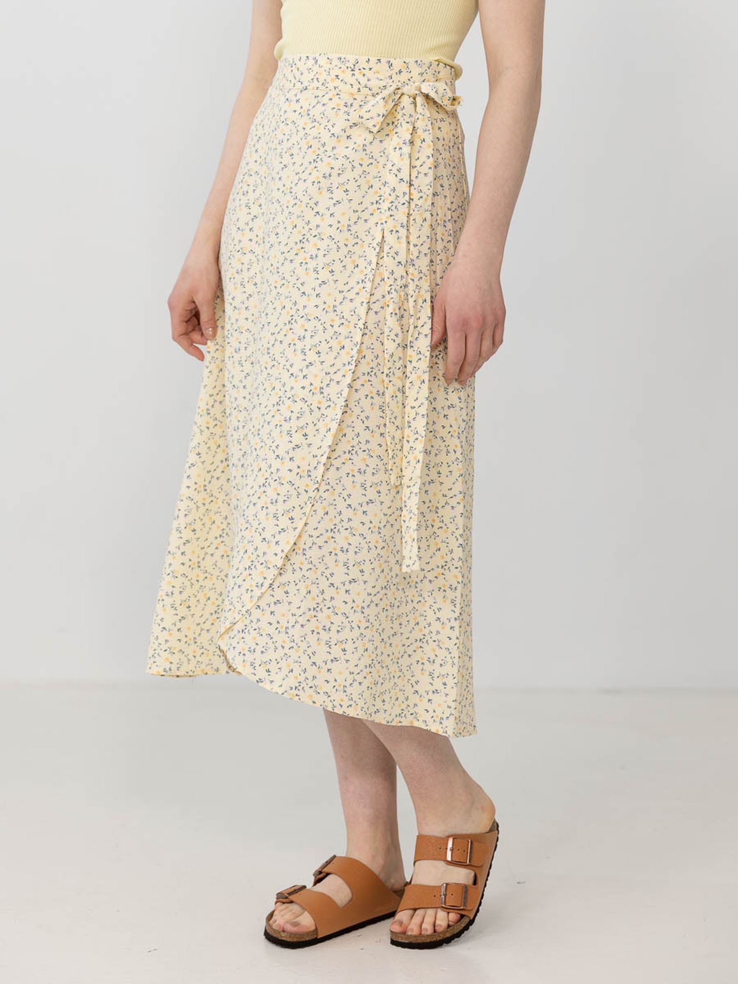 A-View Peony Wrap Skirt Light Yellow