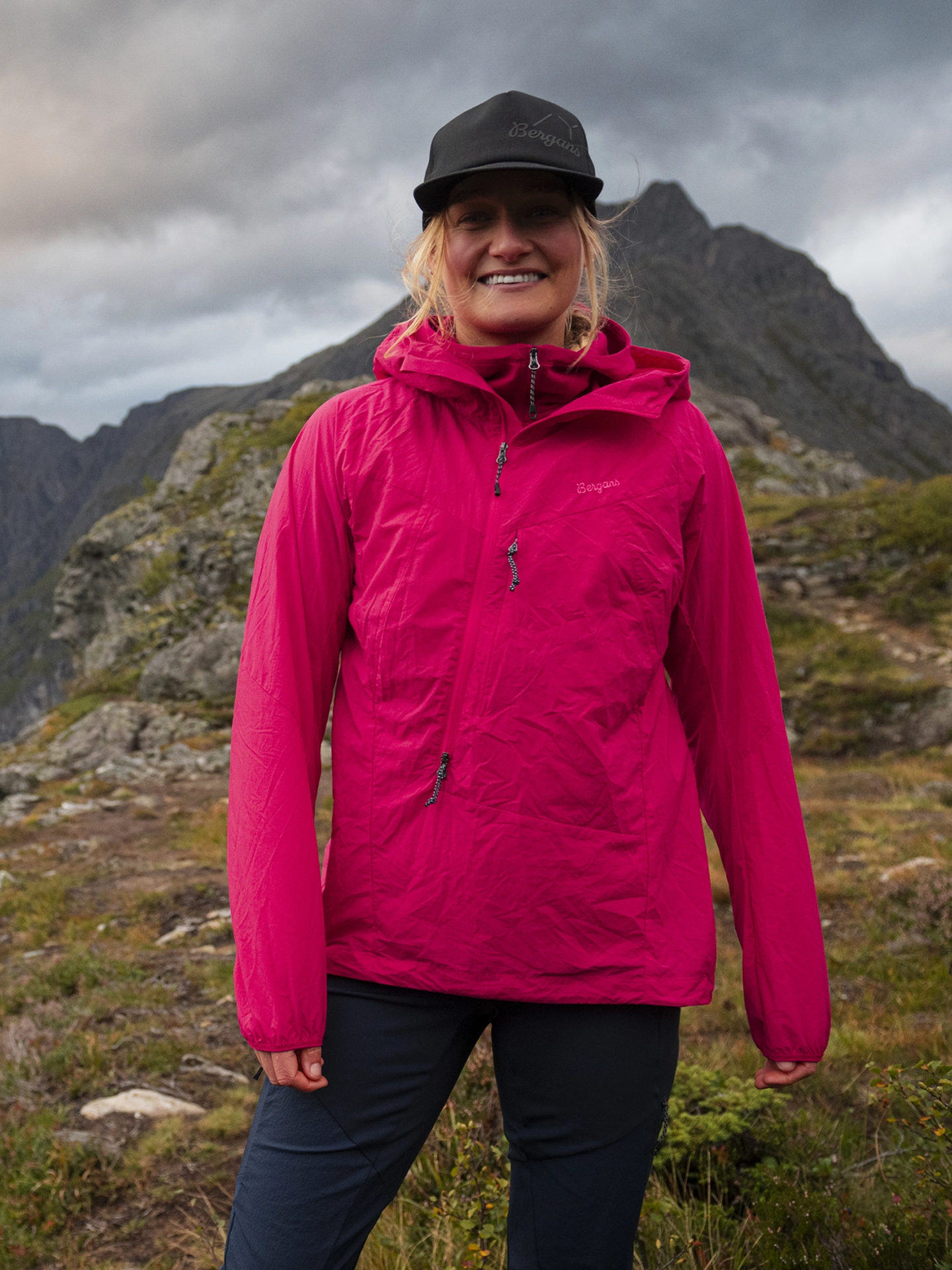 Bergans Tind Windbreaker Anorak Women Alpine Rose
