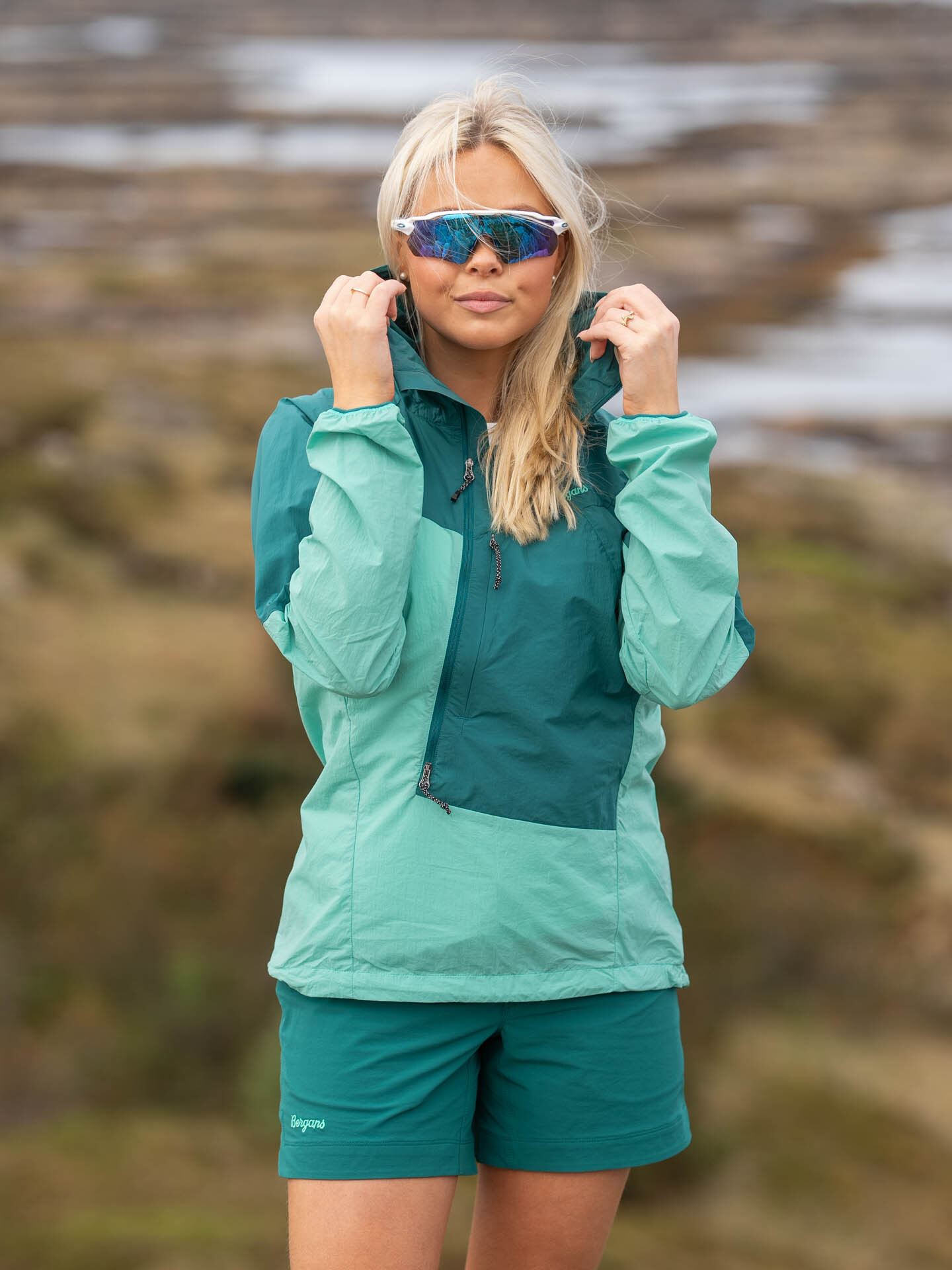 Bergans Tind Windbreaker Anorak Women Light Malachite Green / Malachite Green
