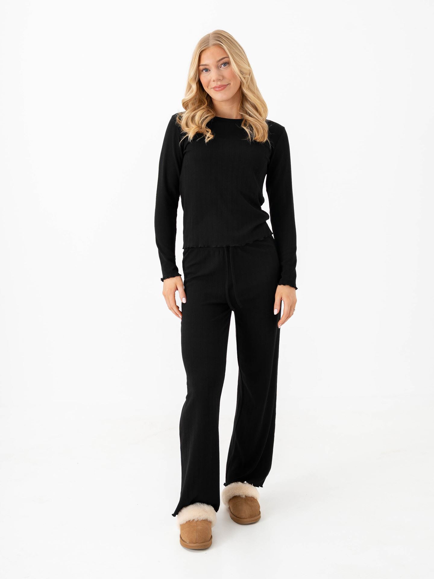 B.YOUNG PJ Set Black