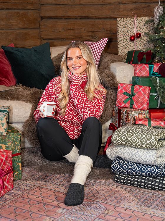 Devold Svalbard Sweater High Neck Hindberry / Offwhite