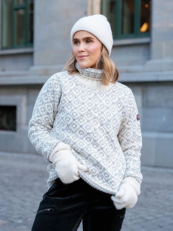 Devold Svalbard Sweater High Neck Offwhite/Grey