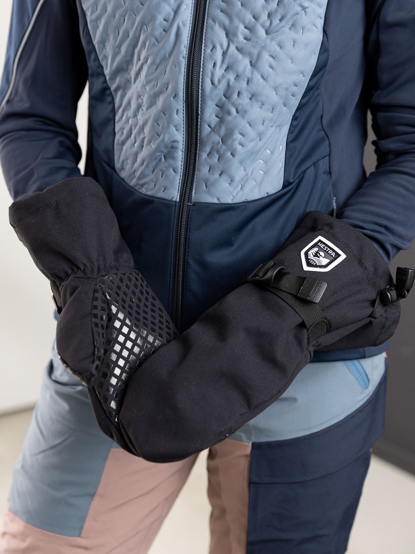 Hestra Fjellvotten Sr. Mitt Black