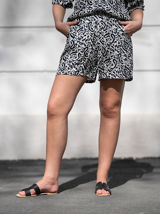 Ichi Marrakech AOP Shorts 5 Total Eclipse Paisley Aop