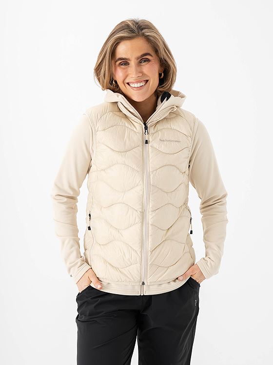 Peak Performance Helium Down Vest Women Sand Fog