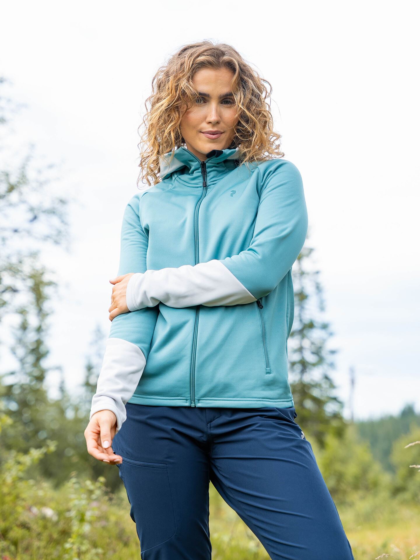 Peak Performance Rider Essentials Zip Hood Deluded Vision / Antarctica