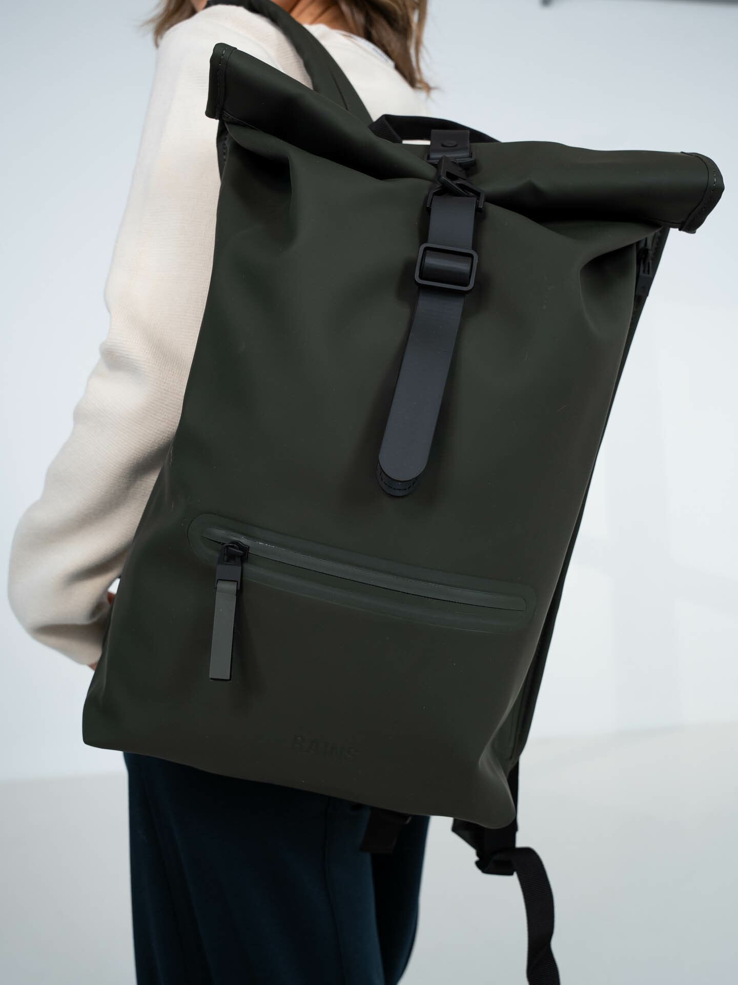 Rains Rolltop Rucksack Green