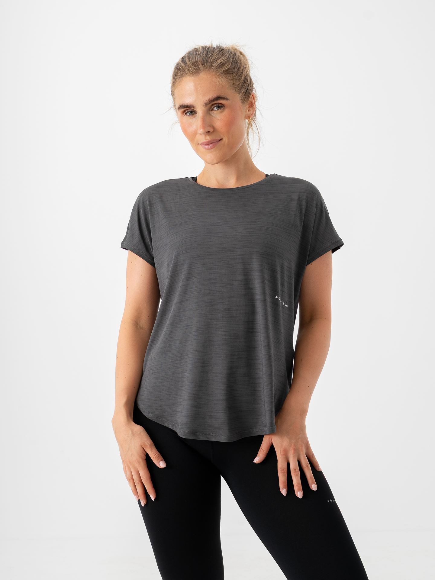 Röhnisch Motion Tee Dark Shadow