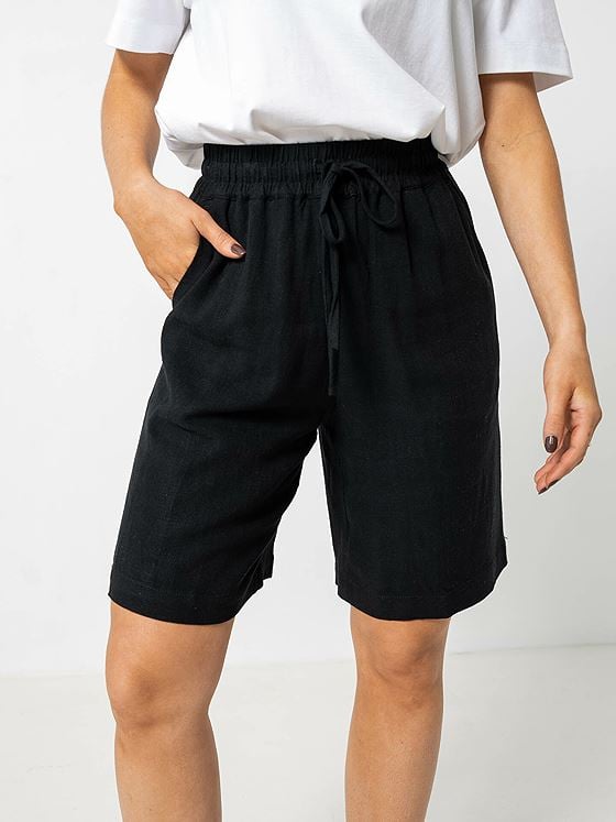 Selected Femme Viva Mid Waist Sun Shorts Black