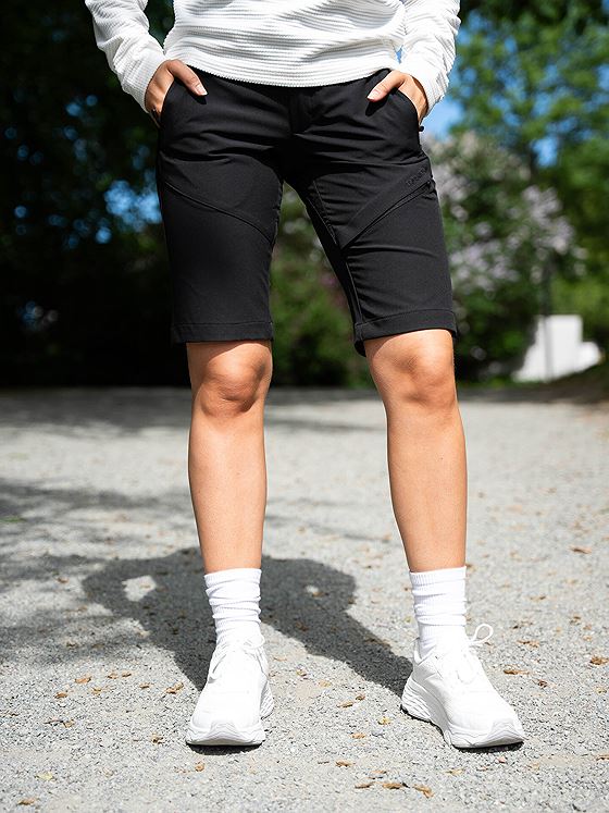 Twentyfour Flåm 2.0 Light Softshell Lang Shorts Sort