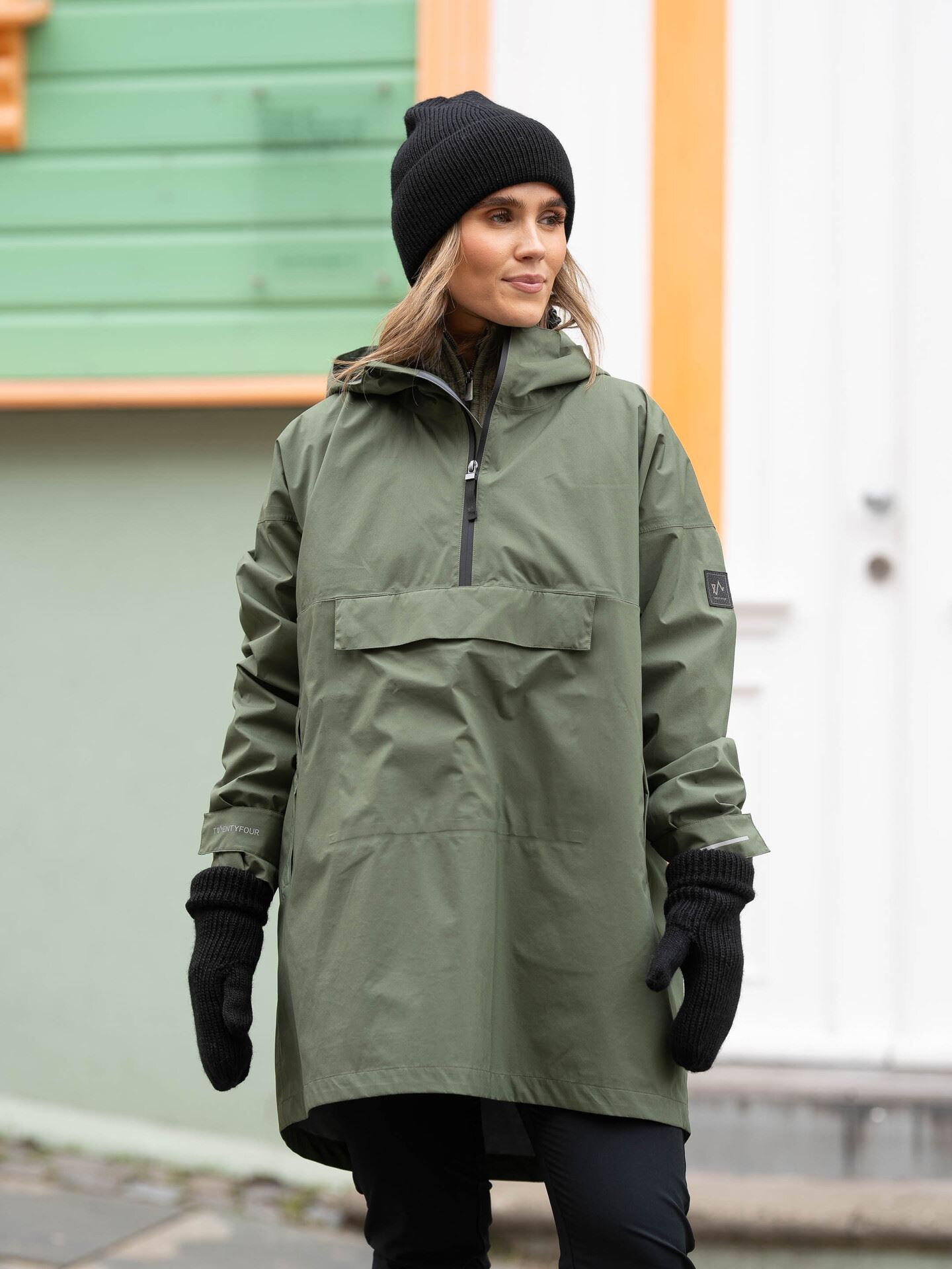 Twentyfour Mode 3-Lags Poncho Furu