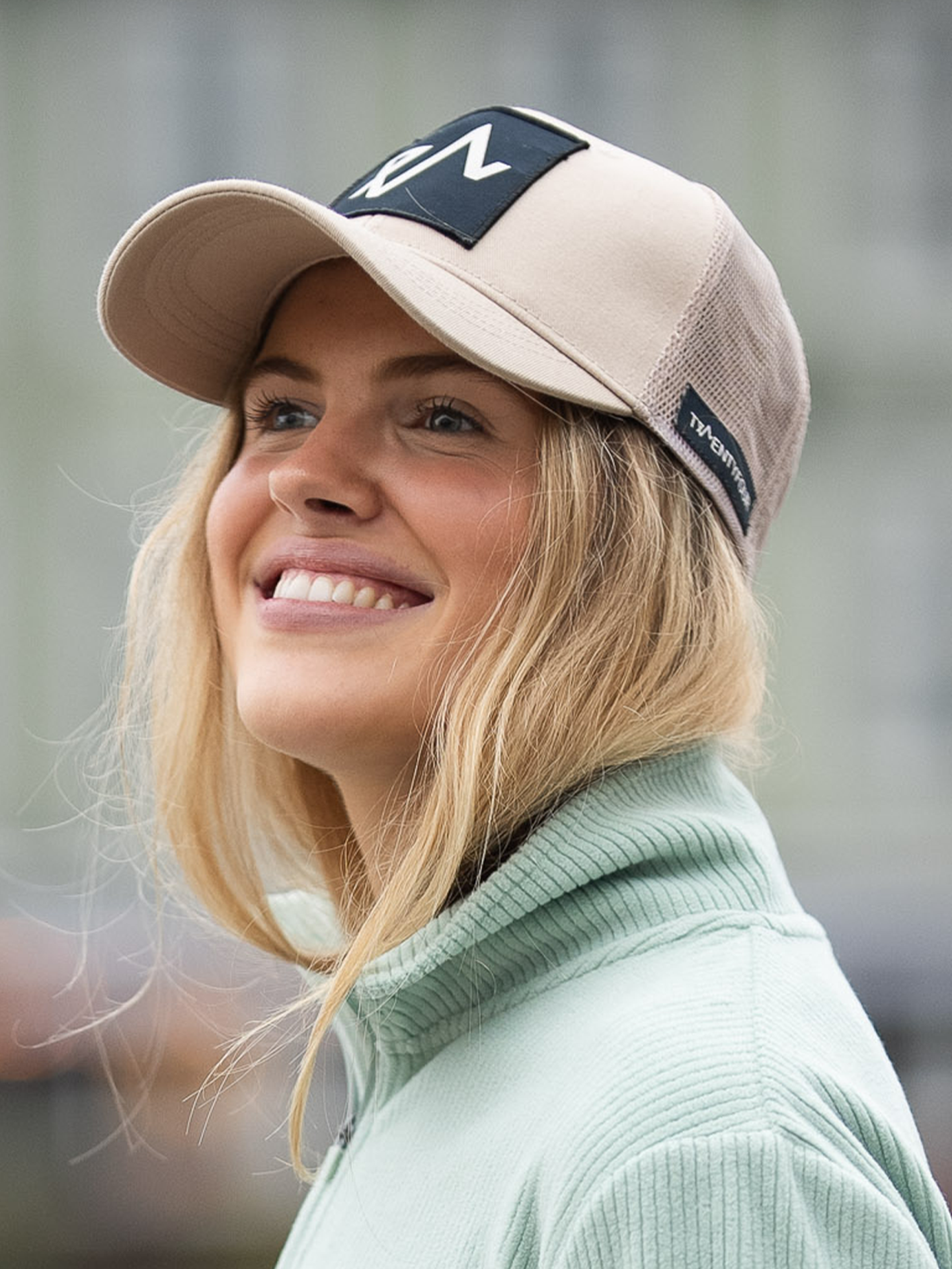 Twentyfour Mode Trucker Sand