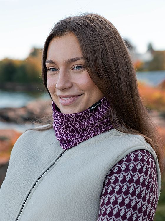 Twentyfour Finse 2W Ullhals Mørk Burgunder