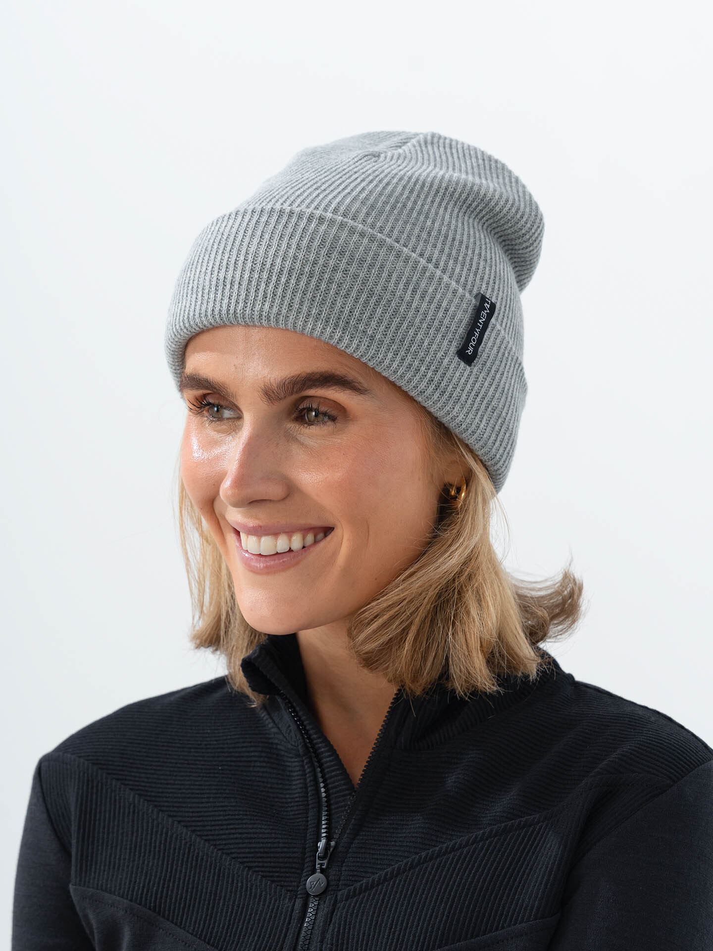 Twentyfour Aurora Varm Lue Lys Grå