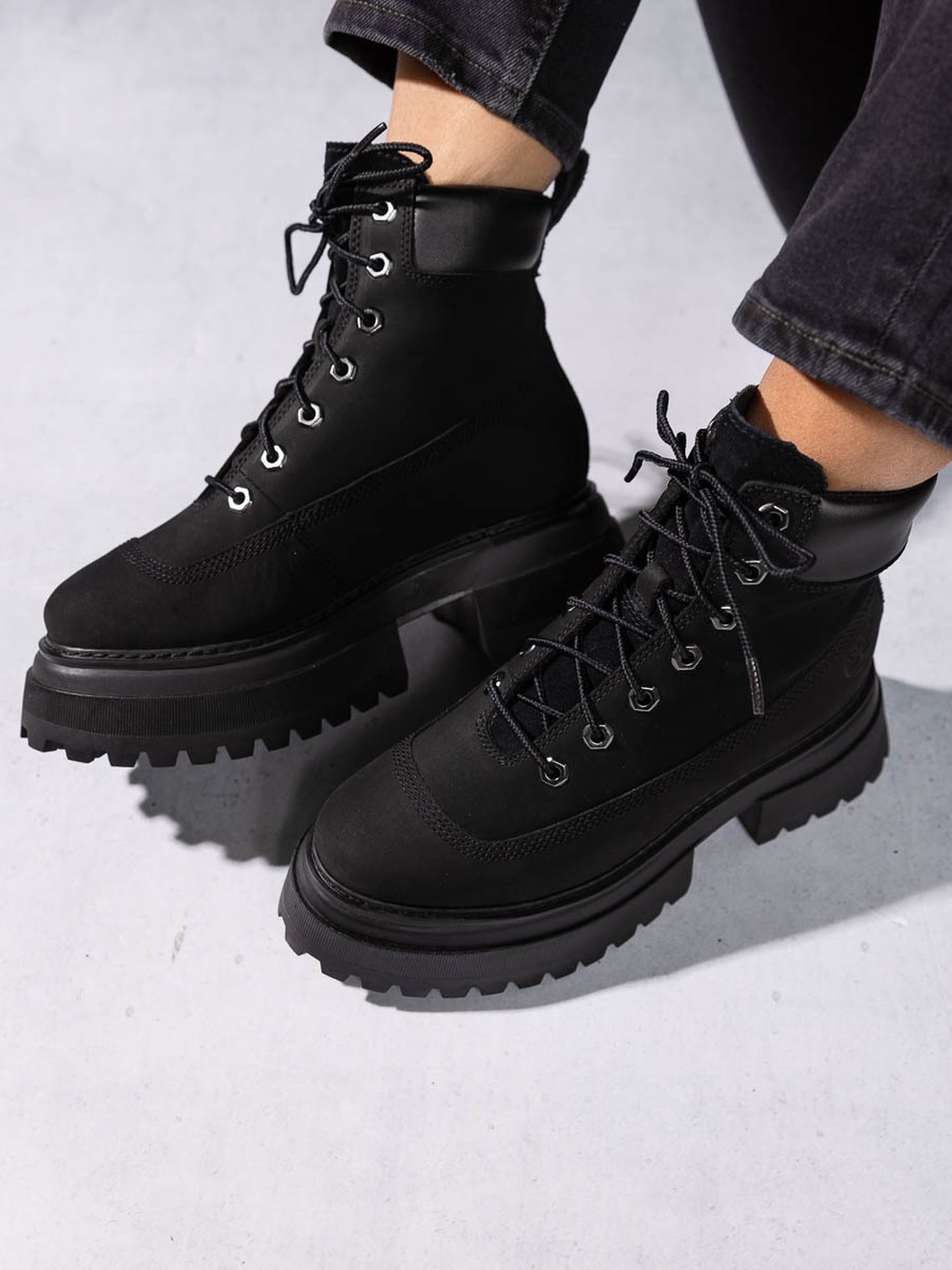 Timberland Sky 6In Lace Up Black Nubuck