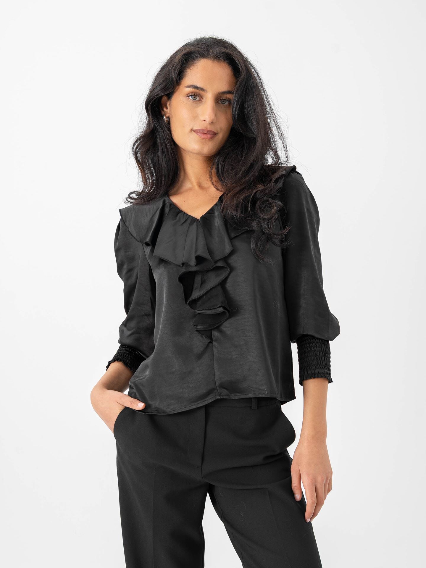 Vero Moda Aware Bea Long Sleeve V-Neck Frill Blouse Black