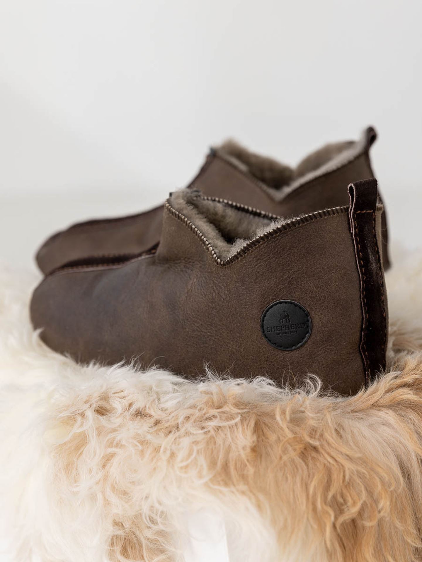 Shepherd Henrik Chestnut