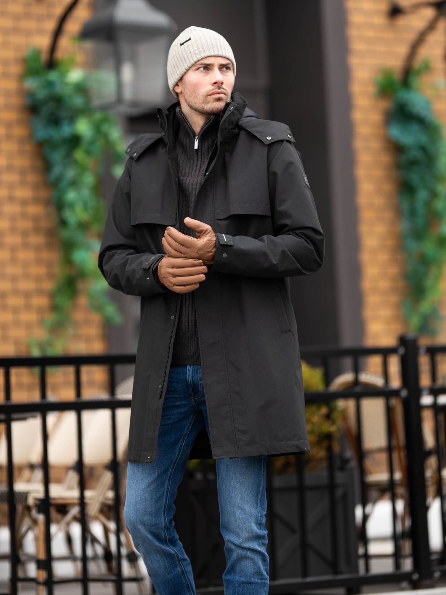 Twentyfour Mode 2L Trench Sort