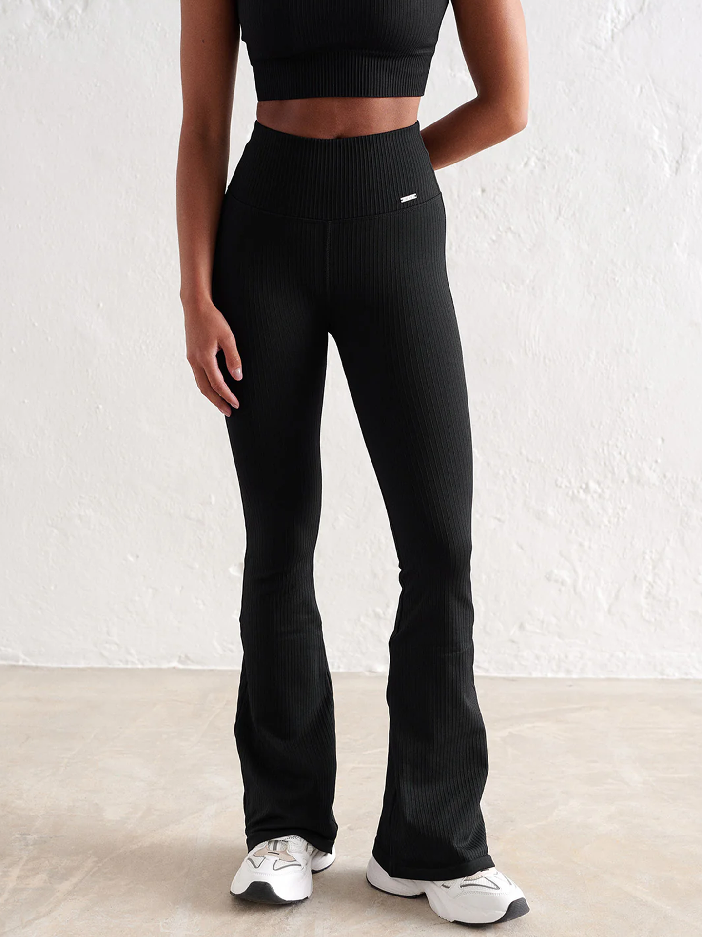 Aim'n Ribbed Seamless Flare Petite Tights Black