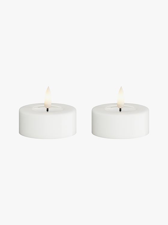 Deluxe Homeart Real Flame Jumbo Tealight 2 pieces White White