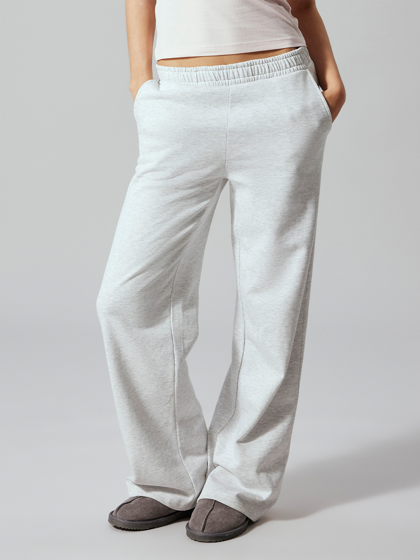 LMTD Nizu Brushed Low Waist Wide Sweat Pant Light Grey Melange