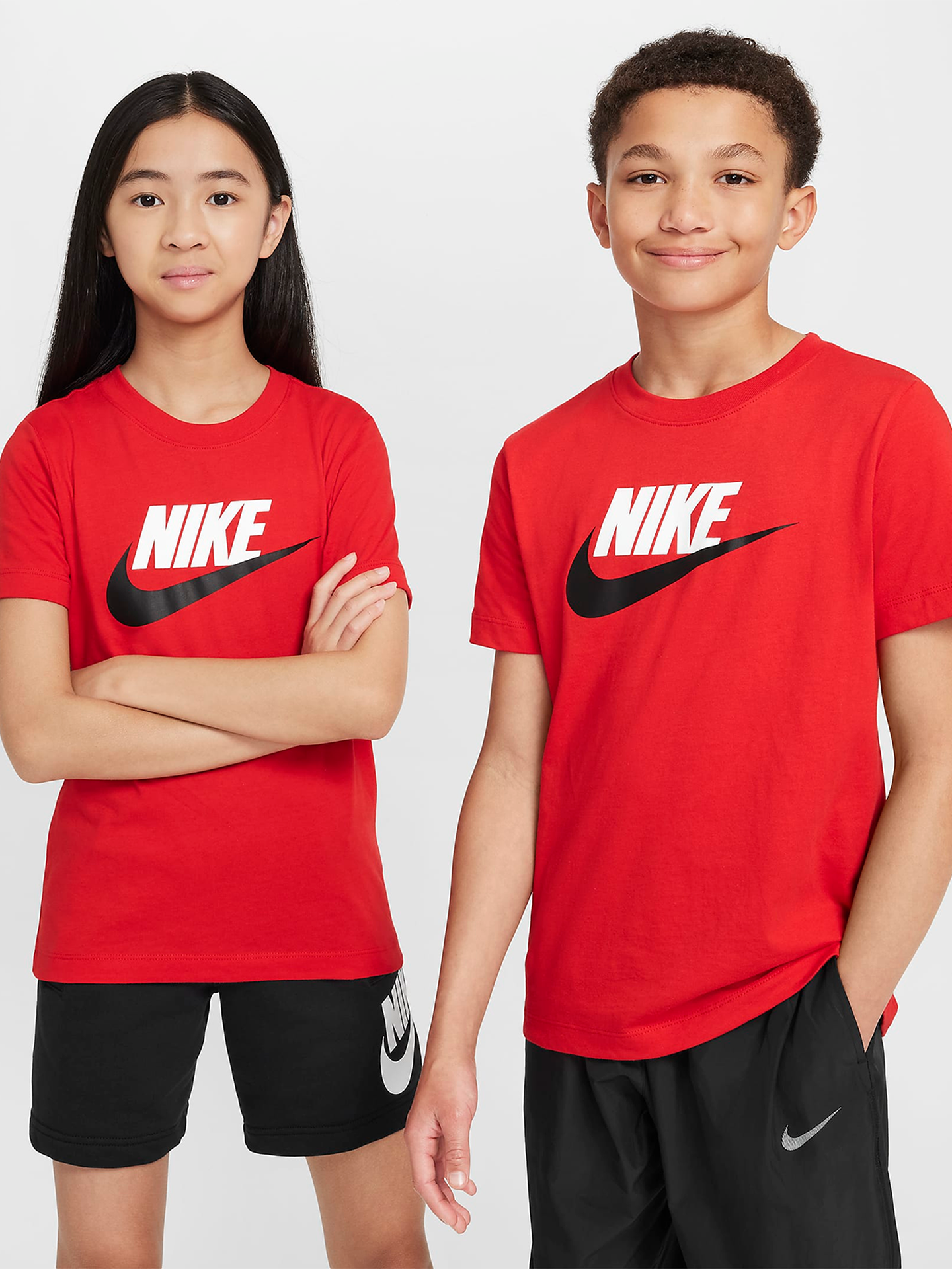 Nike Sportswear Tee University Red